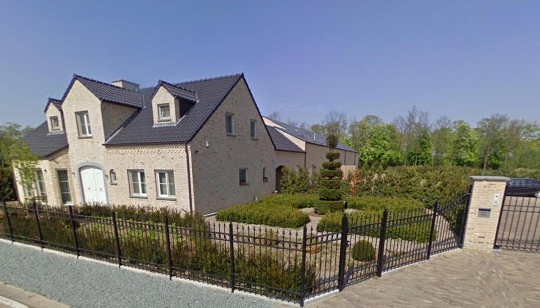 Susberg 4 Apartment NeerNeerpelt Екстериор снимка