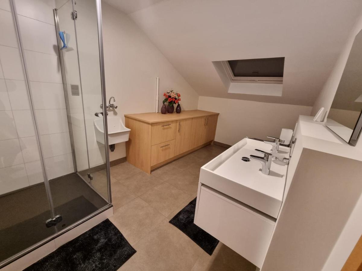 Susberg 4 Apartment NeerNeerpelt Екстериор снимка